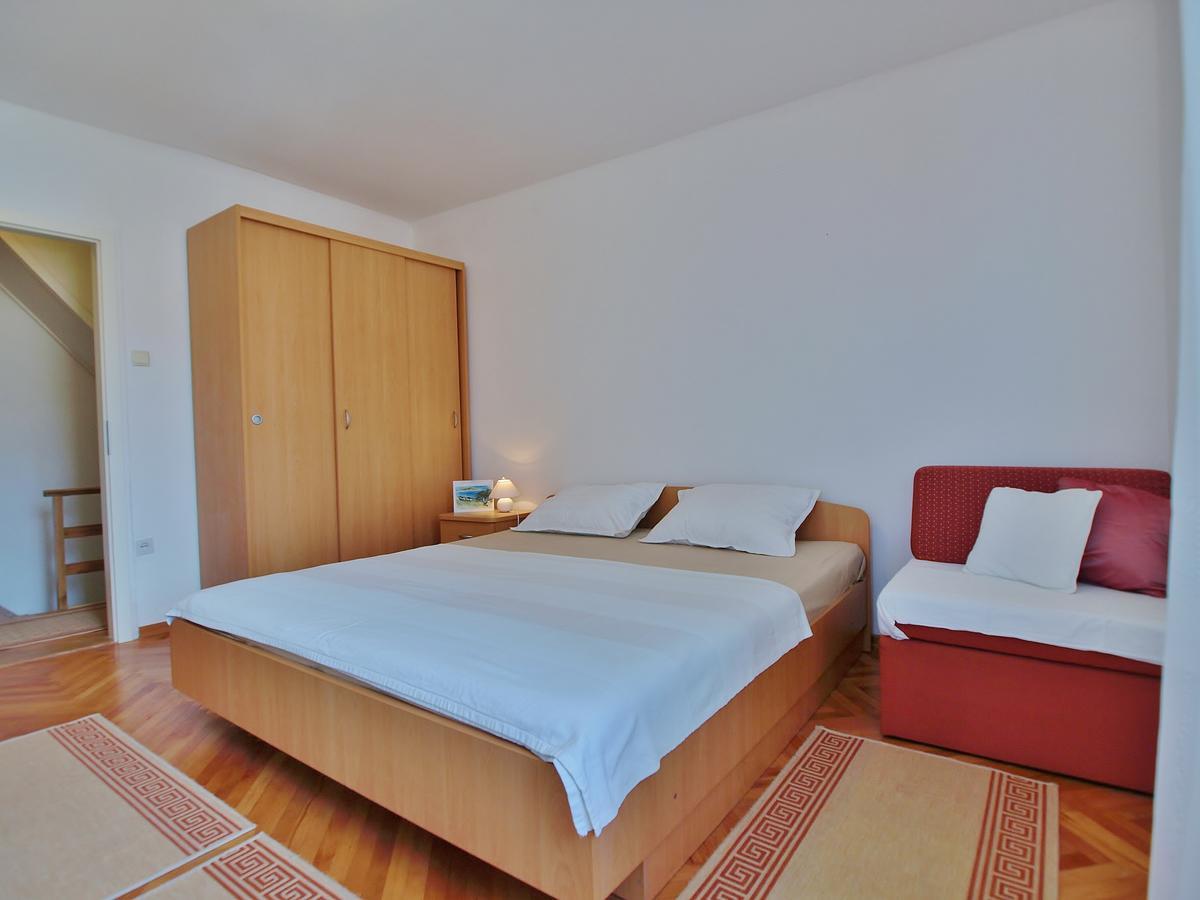 Rooms And Studio Old Town Rab Town Luaran gambar